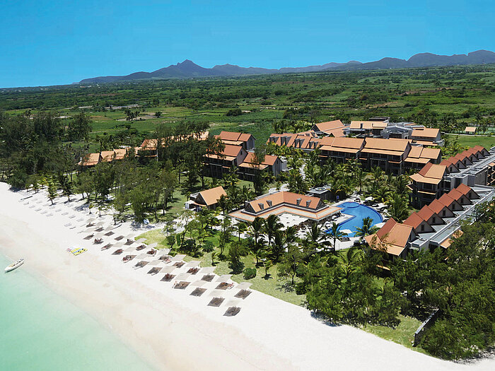 Exterior view | Maritim Crystals Beach Hotel Mauritius
